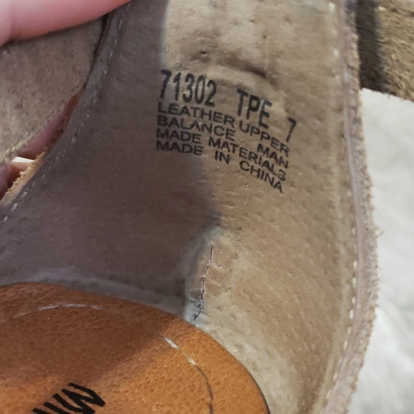 Minnetonka Sandals - Picture 6 of 6